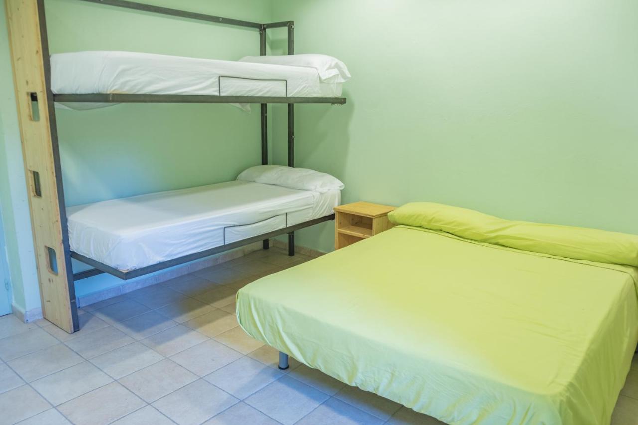 Auberge de jeunesse La Rectoria d'Albanyà Extérieur photo