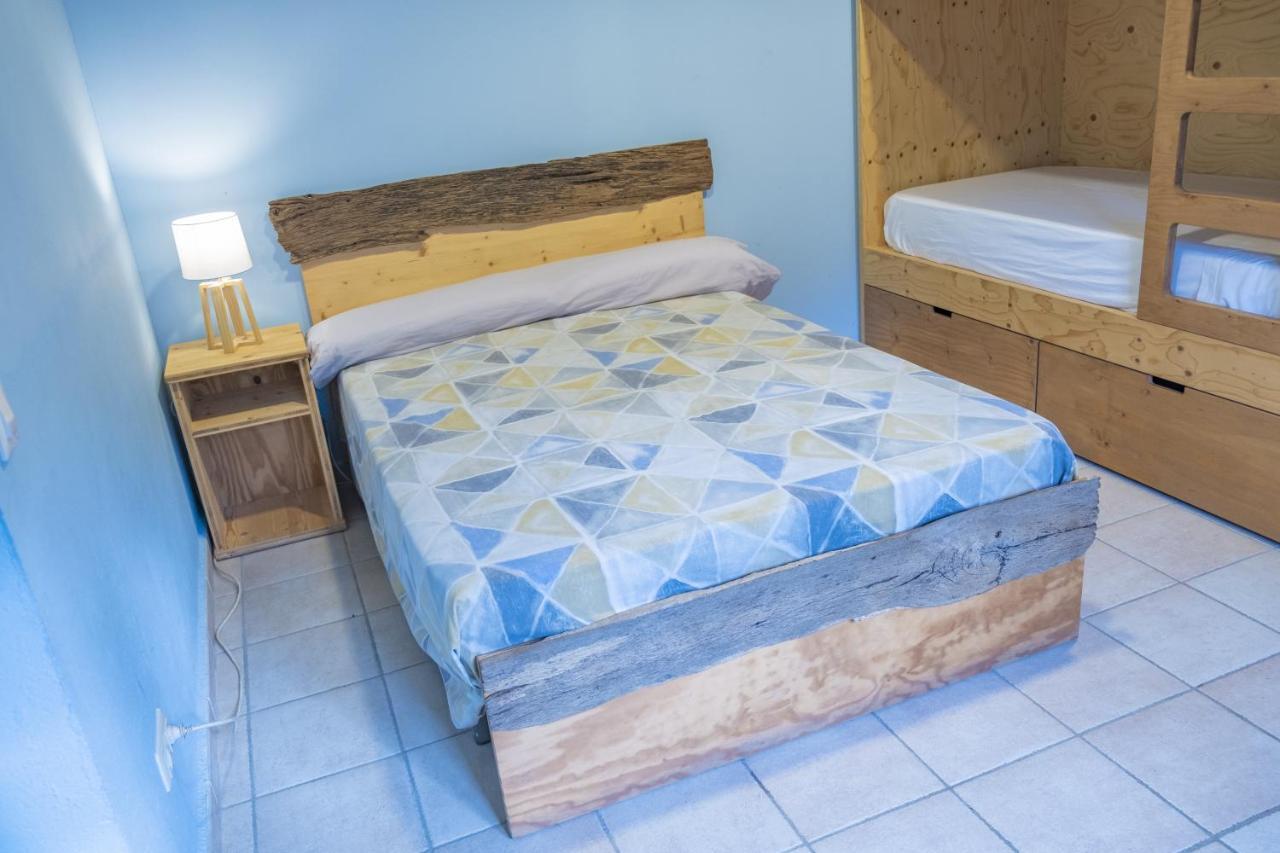 Auberge de jeunesse La Rectoria d'Albanyà Extérieur photo